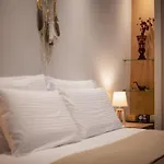 Διαμέρισμα Elegant - 250m From Solomos Square
