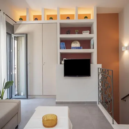 公寓 Elegant - 250m From Solomos Square *