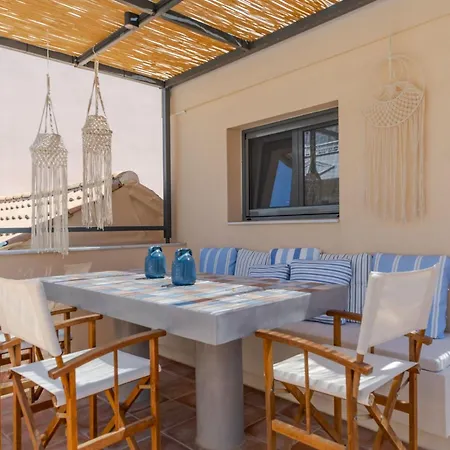 Apartment Elegant - 250m From Solomos Square *
