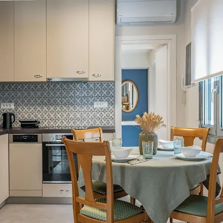 Elegant - 250m From Solomos Square