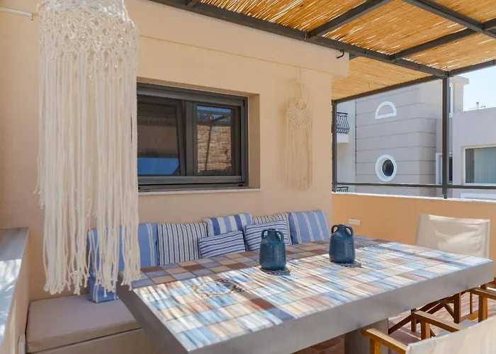 Elegant - 250m From Solomos Square *
