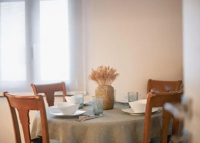 Elegant - 250m From Solomos Square