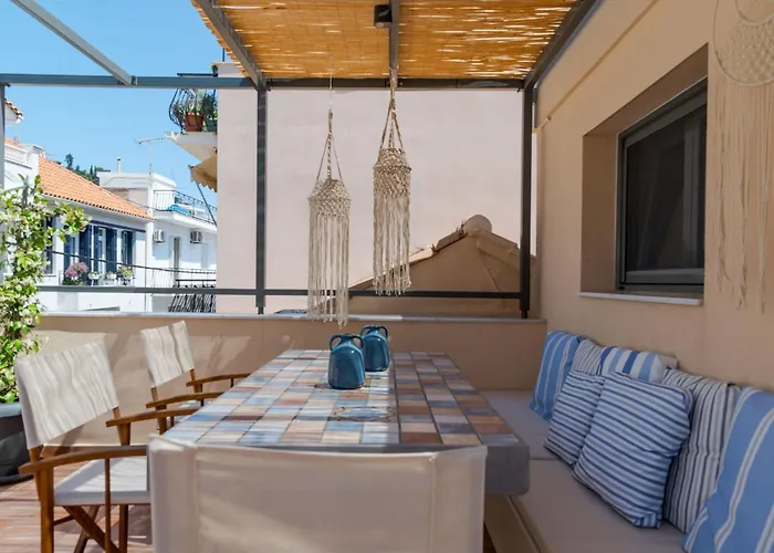Elegant - 250m From Solomos Square
