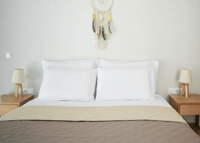 Elegant - 250m From Solomos Square Daire *