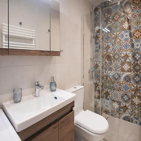 Elegant - 250m From Solomos Square Daire *